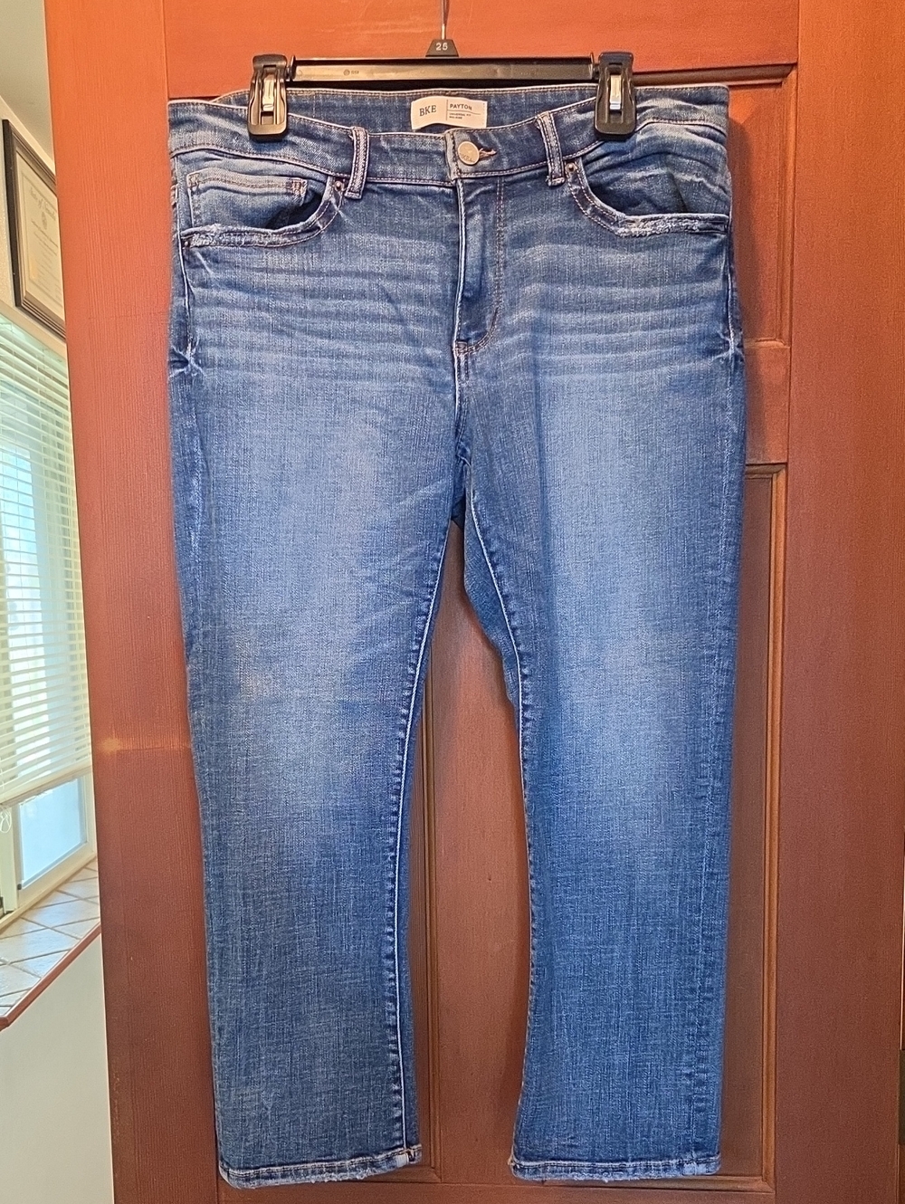BKE Payton Universal Fit Stretch Mid Rise Crop Jeans